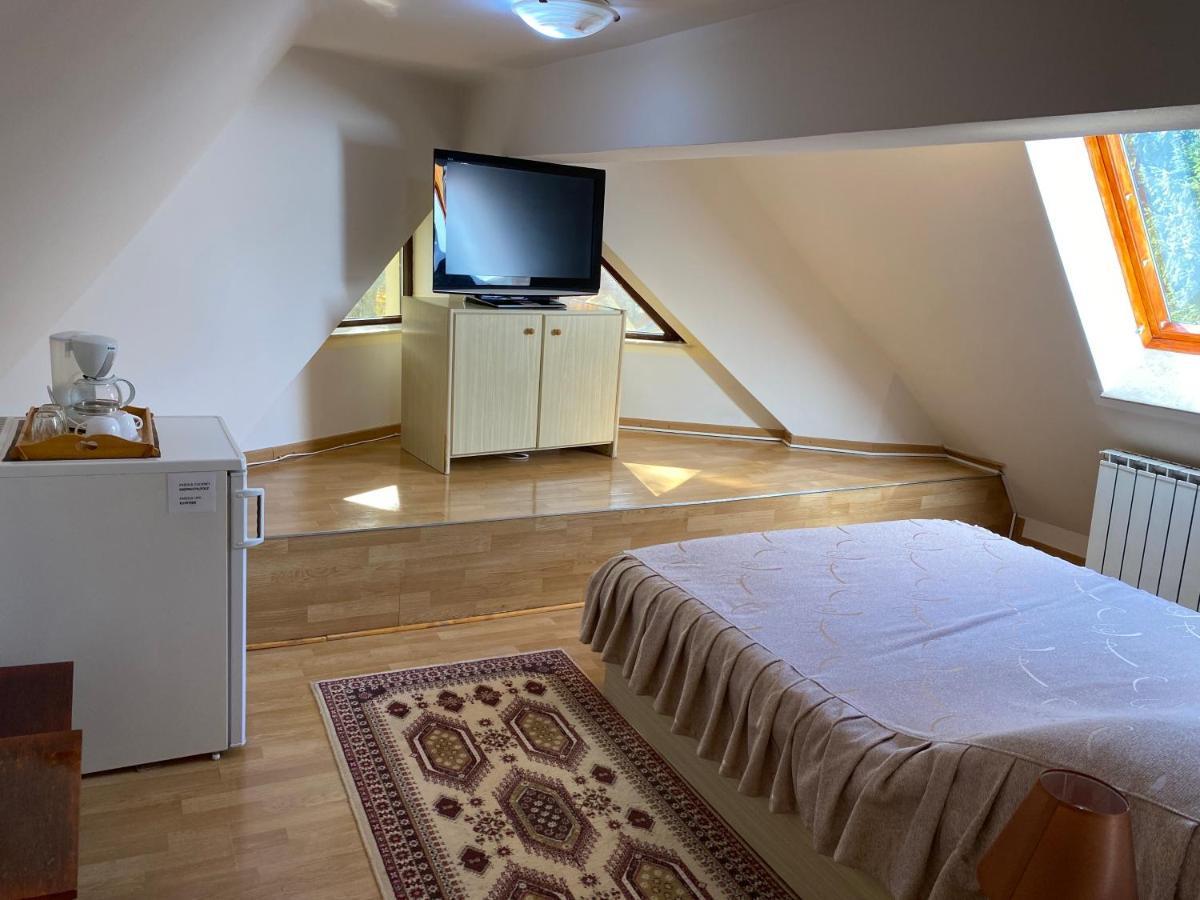 Vila Phoenix Aparthotel Predeal Esterno foto