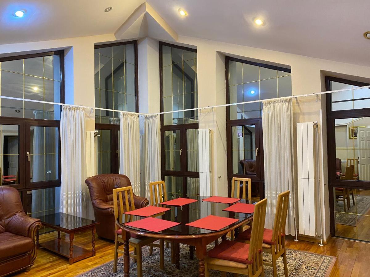 Vila Phoenix Aparthotel Predeal Esterno foto